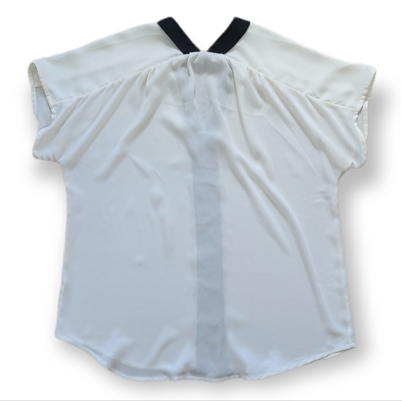 Express Ivory White Chiffon Top - Picture 2 of 9